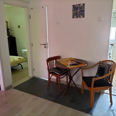 Δωμάτια σε οικογενειακή κατοικία Lisboa, Madre Deus Lisboa